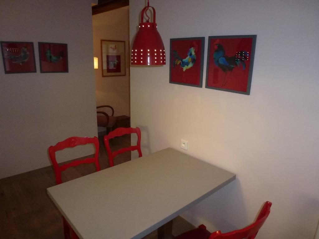 Appartements Les Loges Les Remparts Kaysersberg-Vignoble Ruang foto